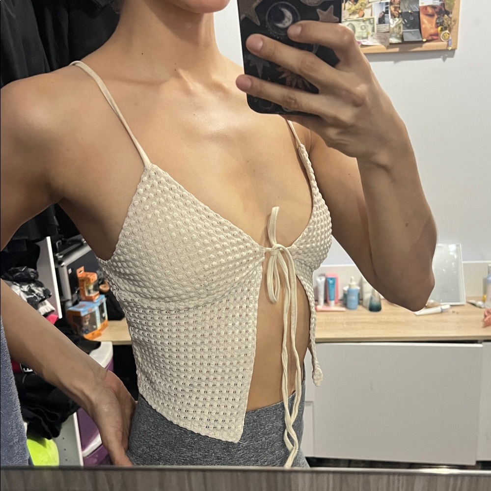 H&M Cream Textured Camisole Top